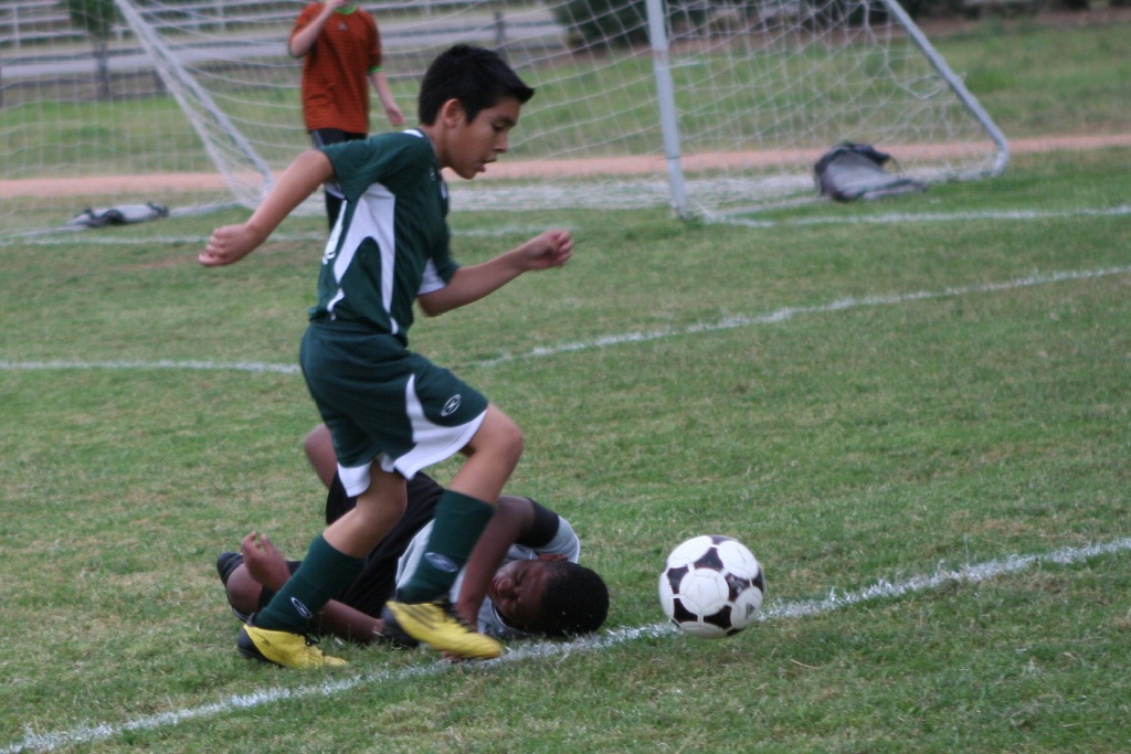 2011/04(April)/soccer/1024x768_2011-04-30-Soccer Tournament-104.JPG